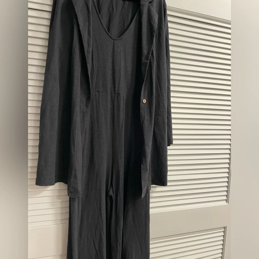 FP Beach 2 Piece Set. Wide Leg Jumpsuit & Jacket. Linen Knit Material. Size L. - Picture 3 of 9